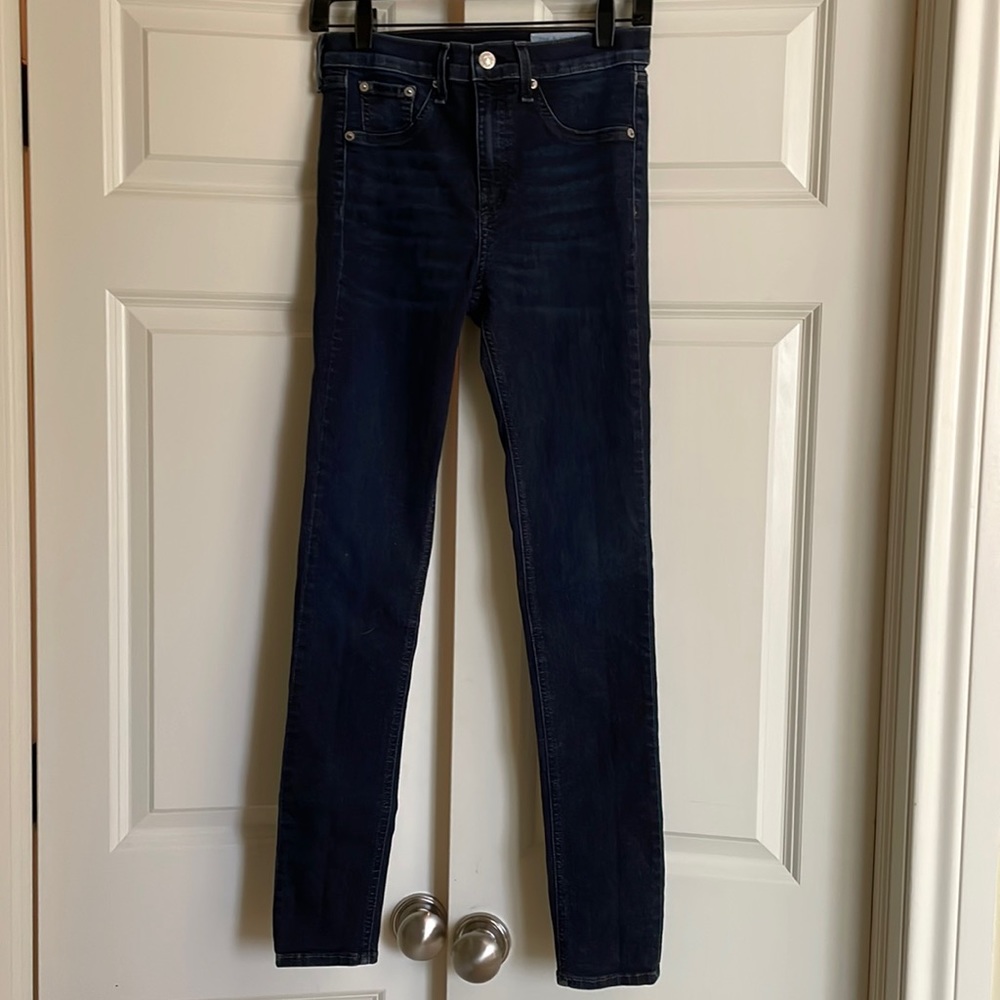 Rag and Bone 10” High Skinny Jean in Lynwood Wash- Never worn!